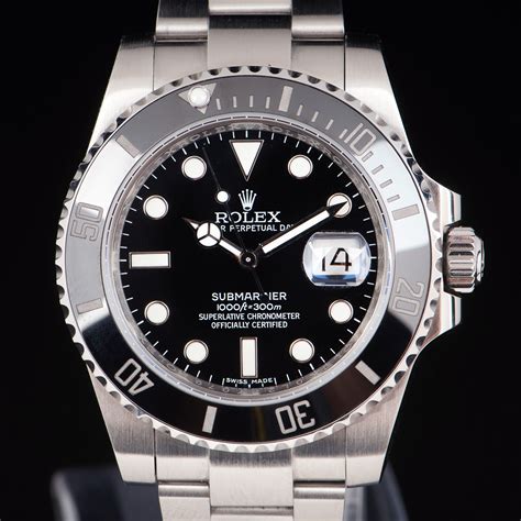 rolex submariner 40mm thickness.